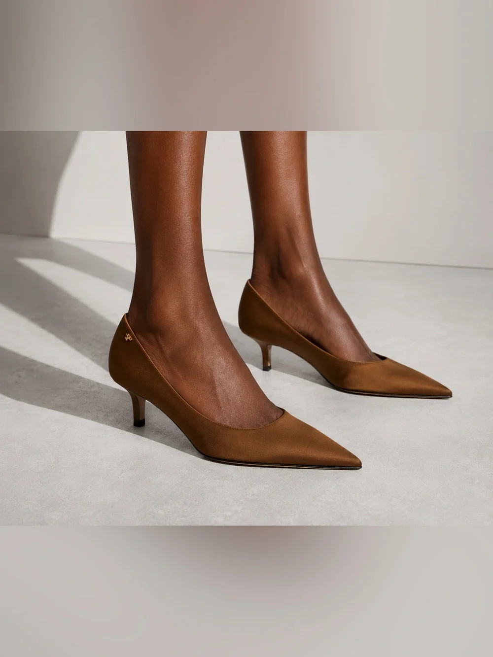 Tory Burch Chic Brown Satin Pointed-Toe Pumps 10